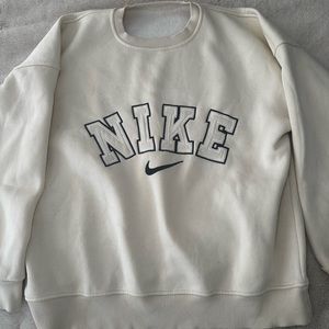 Nike Sweatshirt